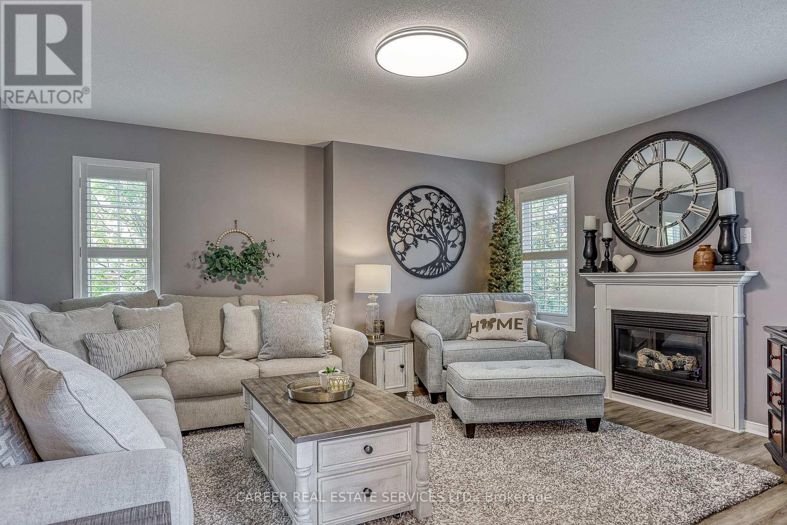 Photo 48 of 1091 Trail Valley Drive, Oshawa ON
