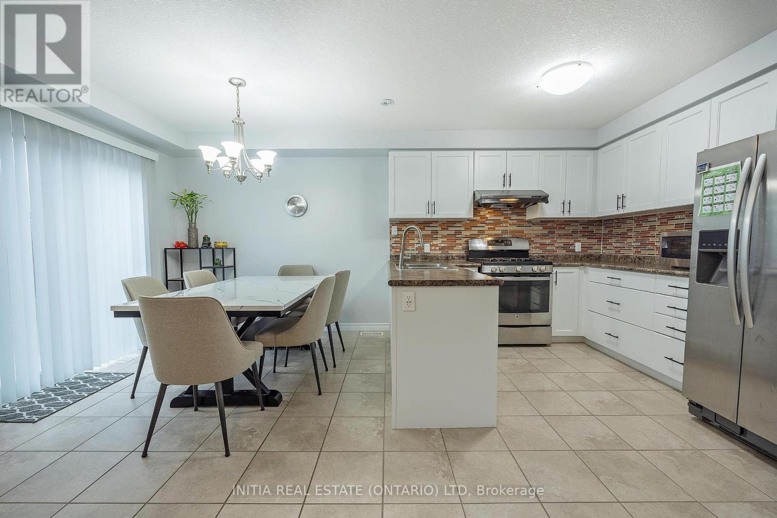 Photo 26 of 2711 Foxbend Link, London North ON