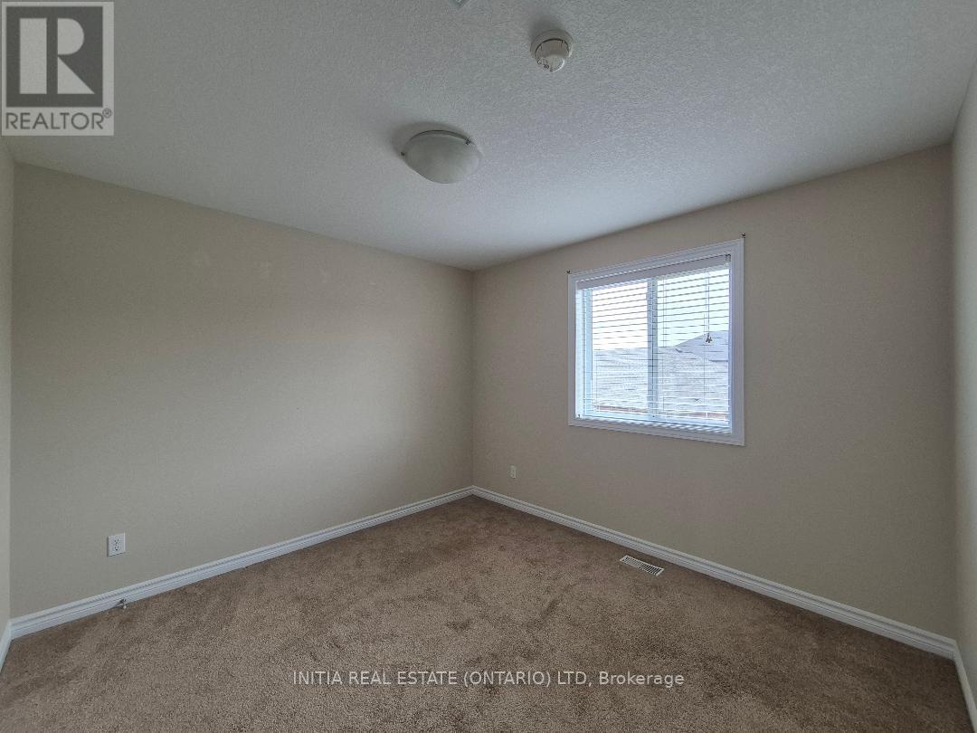 Photo 9 of 2711 Foxbend Link, London North ON
