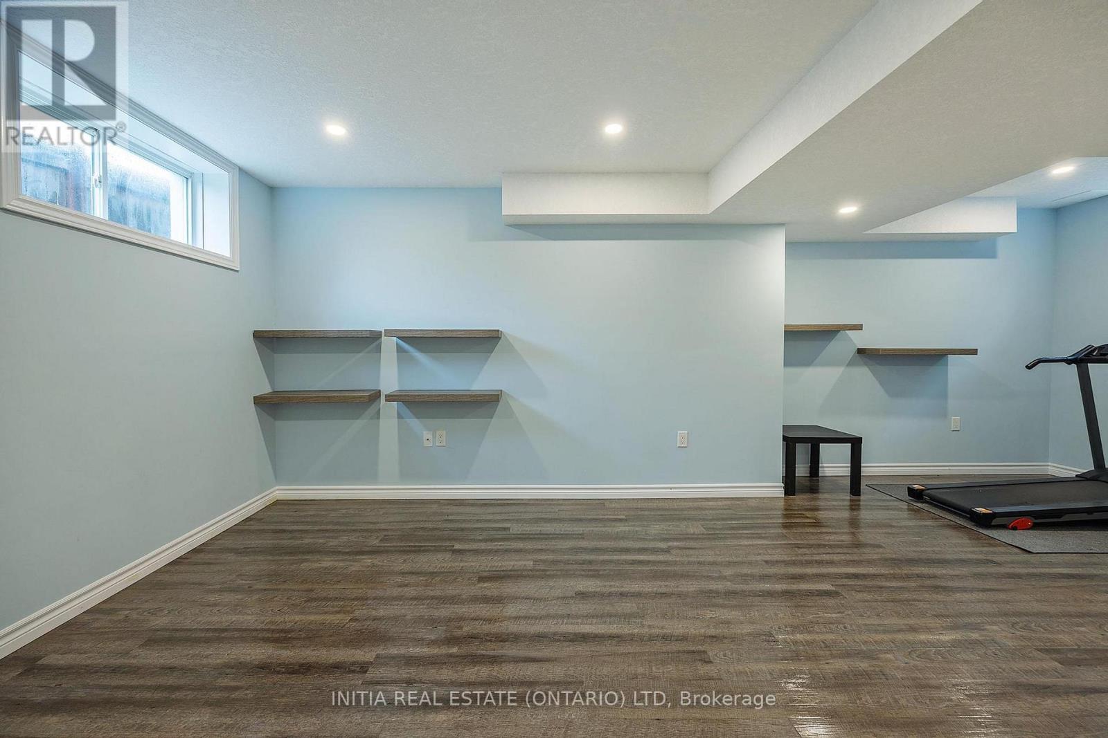 Photo 5 of 2711 Foxbend Link, London North ON