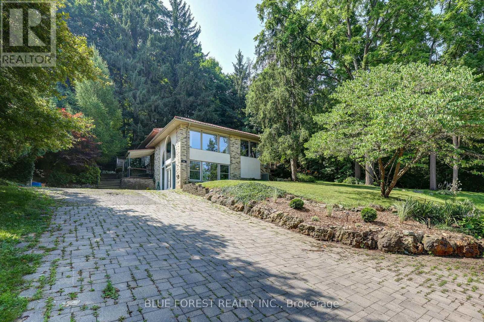 Photo 26 of 800 Springbank Drive, London South ON