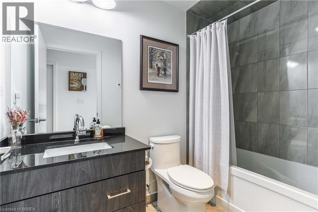 Photo 17 of 16 Markle Crescent Unit 517, Ancaster ON