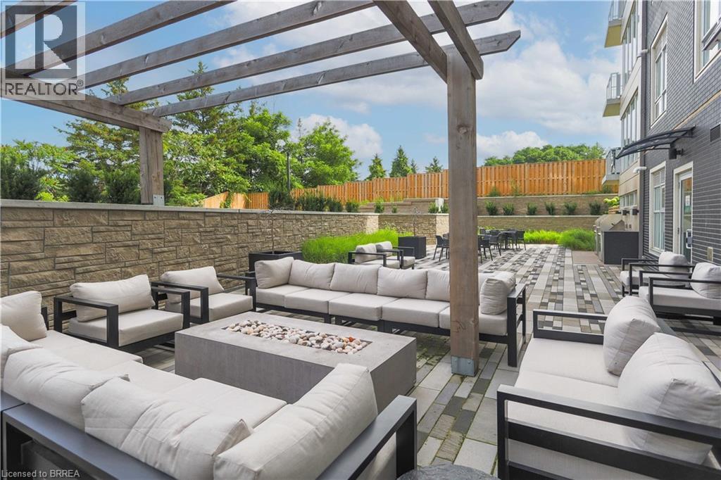 Photo 34 of 16 Markle Crescent Unit 517, Ancaster ON