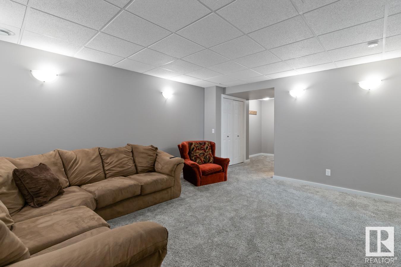 Photo 38 of 265 Cornwall Rd, Sherwood Park AB