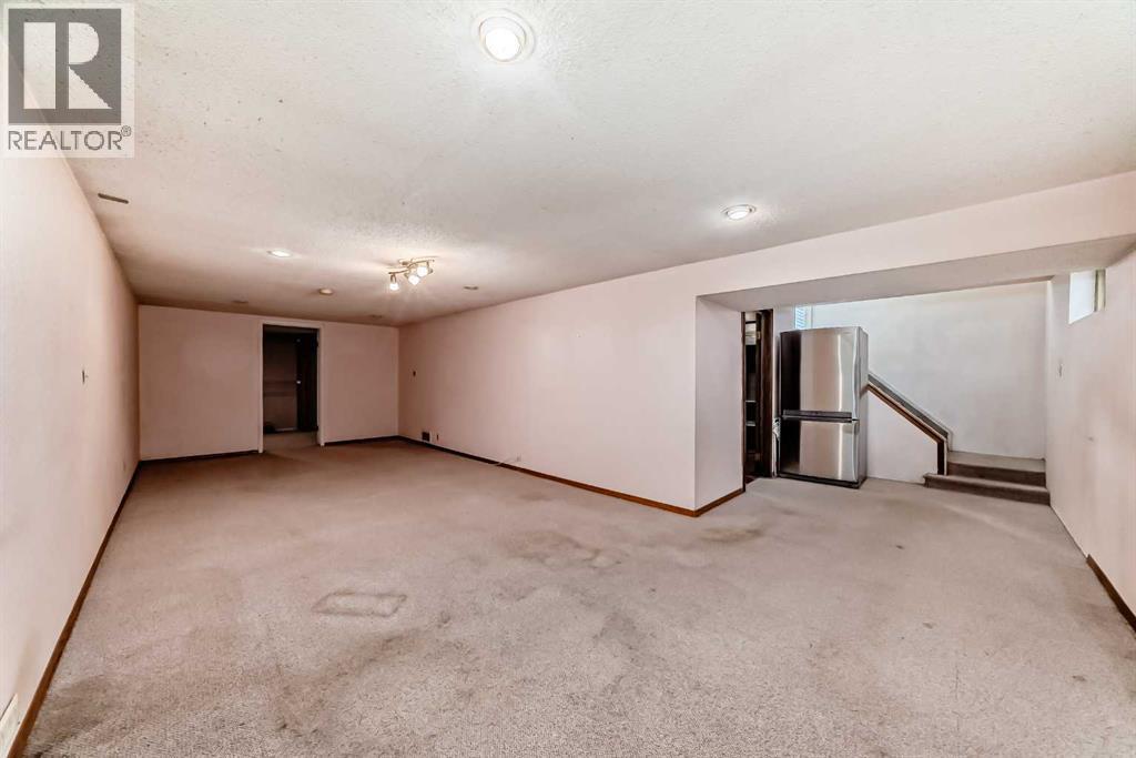 Single Family House Bungalow for Sale in  Fyffe Road SE Fairview Calgary 