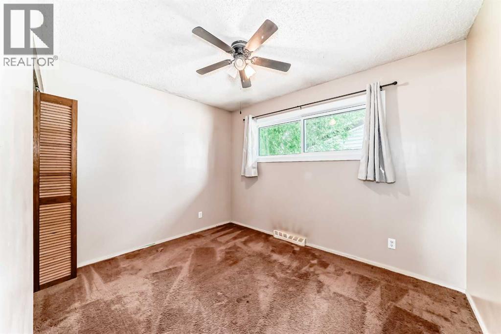 Single Family House Bungalow for Sale in  Fyffe Road SE Fairview Calgary 