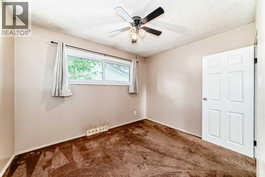Single Family House Bungalow for Sale in  Fyffe Road SE Fairview Calgary 