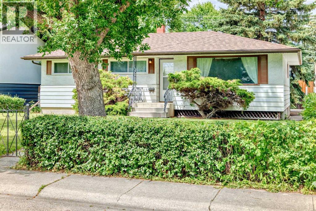Single Family House Bungalow for Sale in  Fyffe Road SE Fairview Calgary 