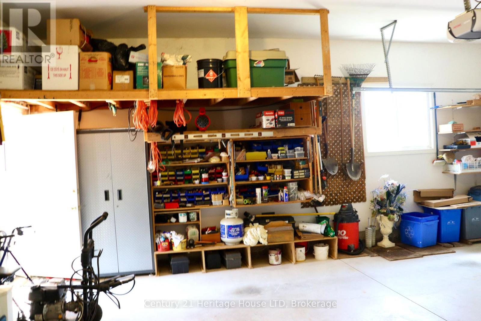 Photo 35 of 8292 Feren Drive S, Niagara Falls ON