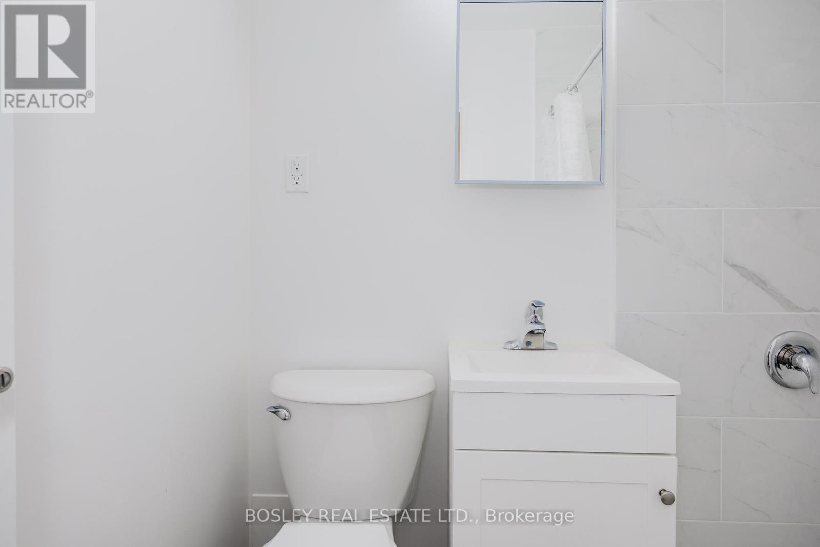 Photo 11 of 310 85 Lawton Boulevard, Toronto ON