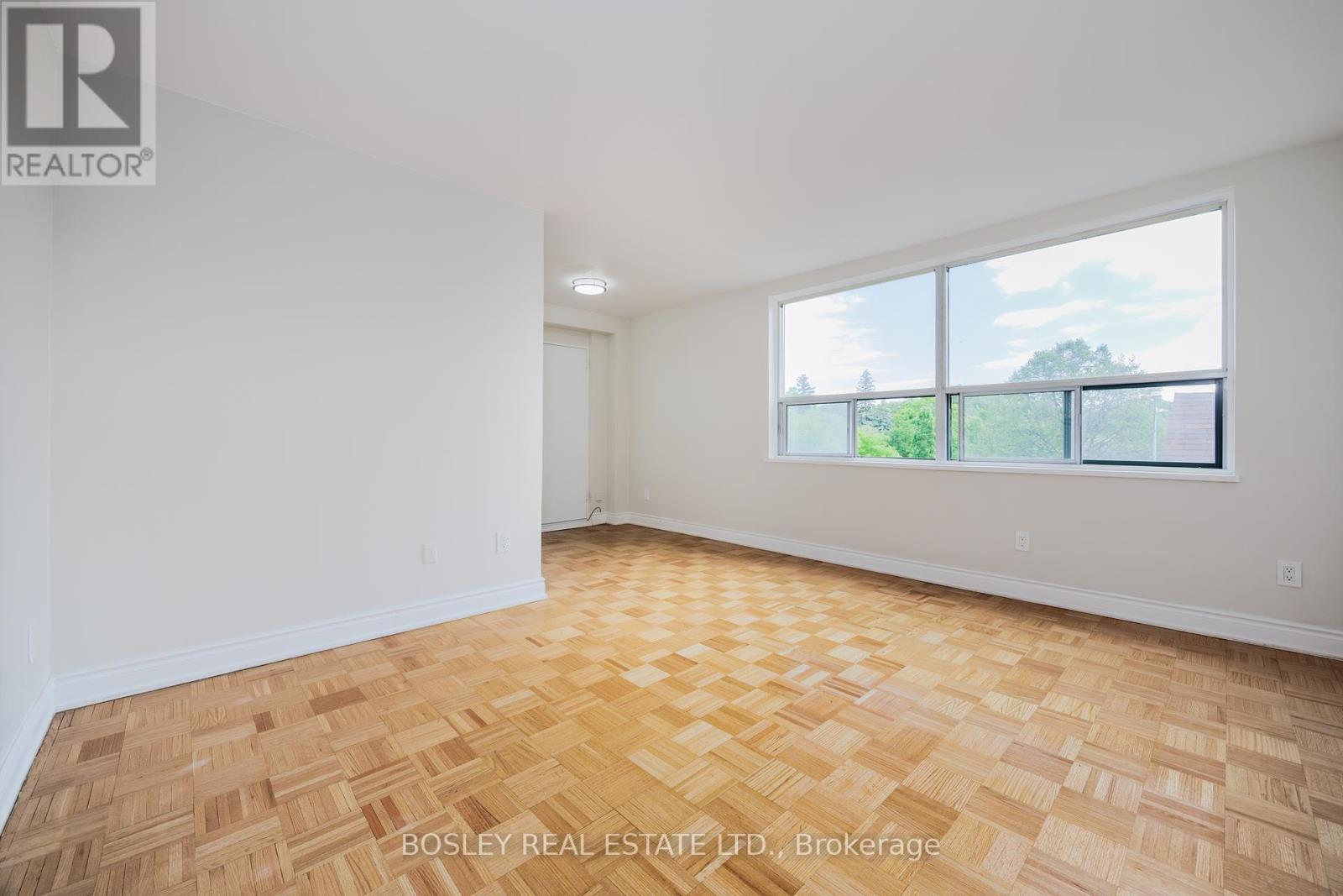 Photo 1 of 310 85 Lawton Boulevard, Toronto ON
