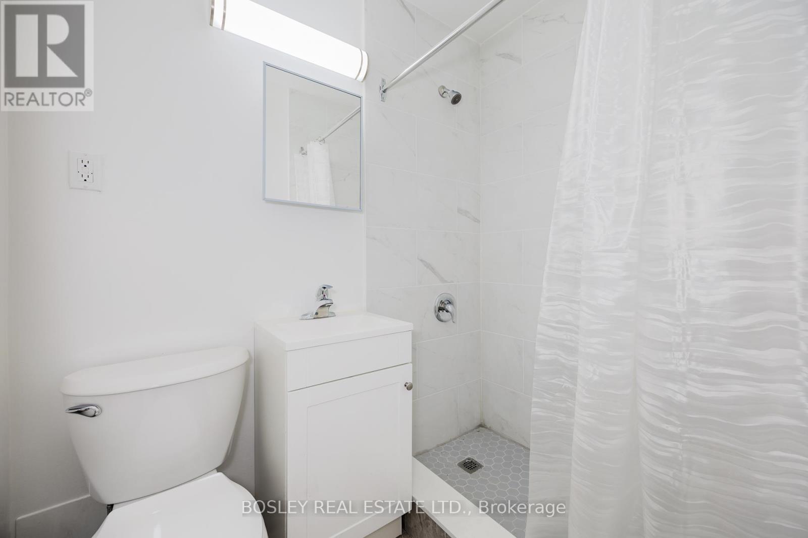 Photo 4 of 310 85 Lawton Boulevard, Toronto ON