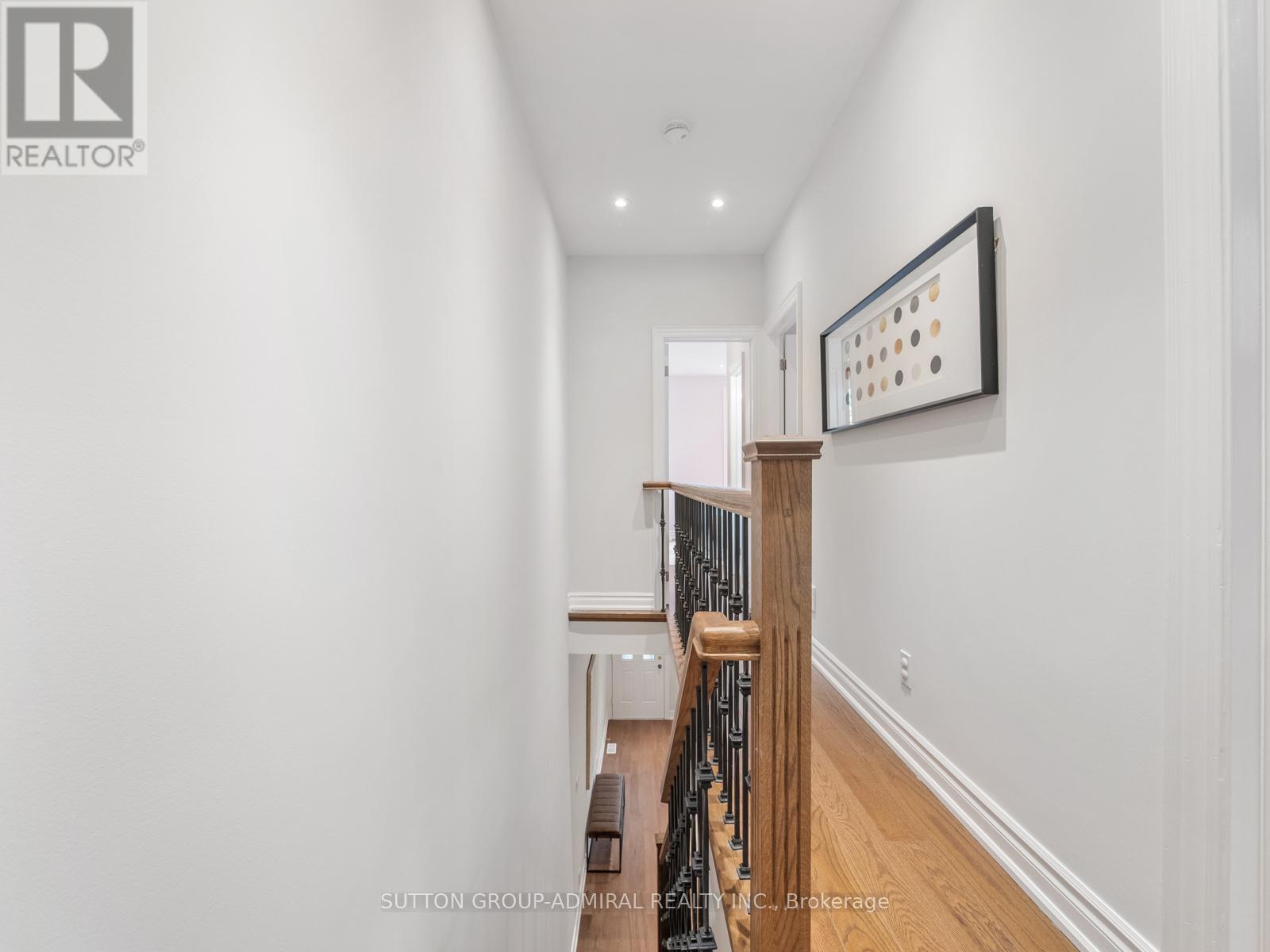 Photo 18 of 398 Crawford Street, Toronto ON
