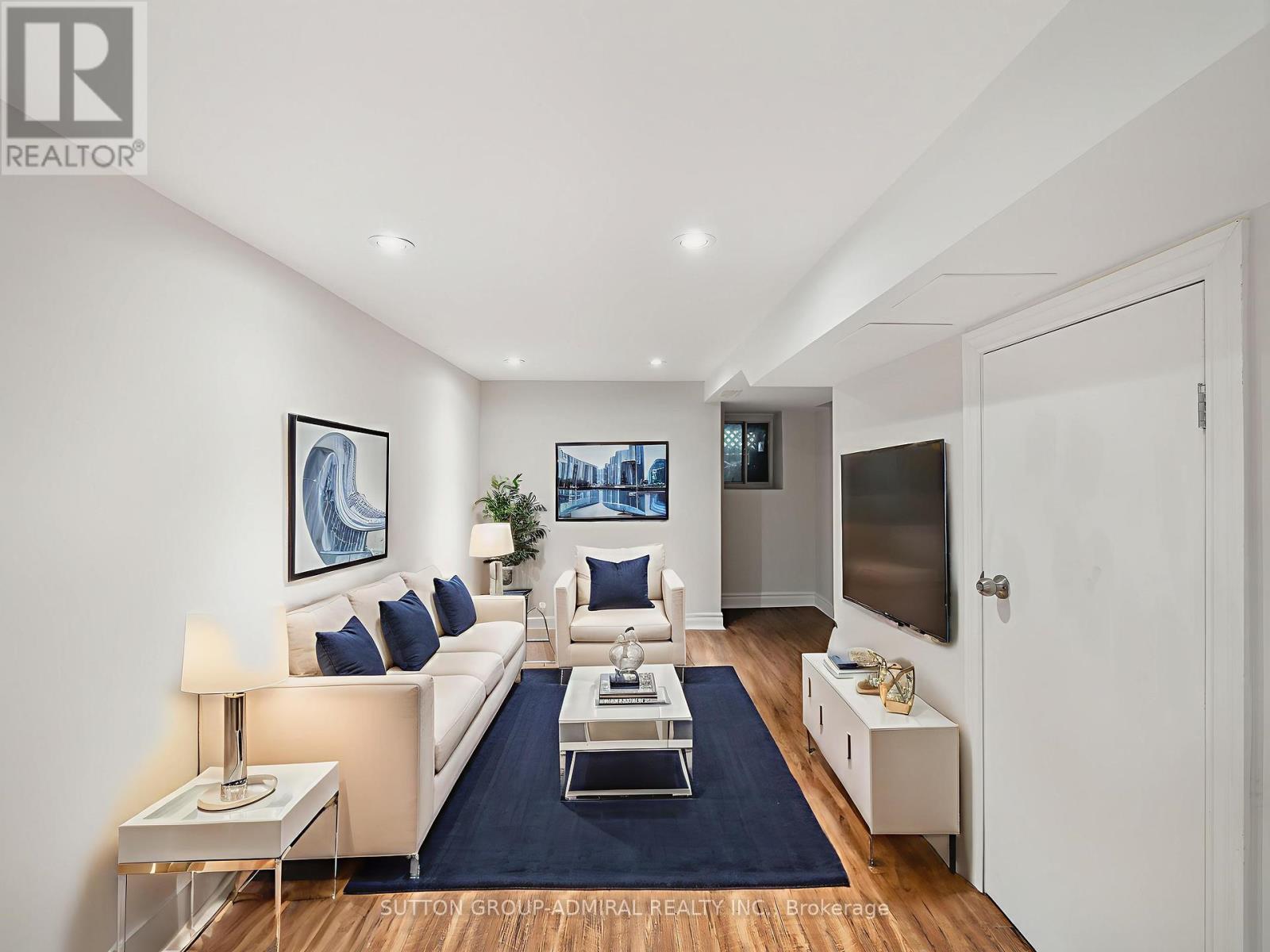 Photo 34 of 398 Crawford Street, Toronto ON