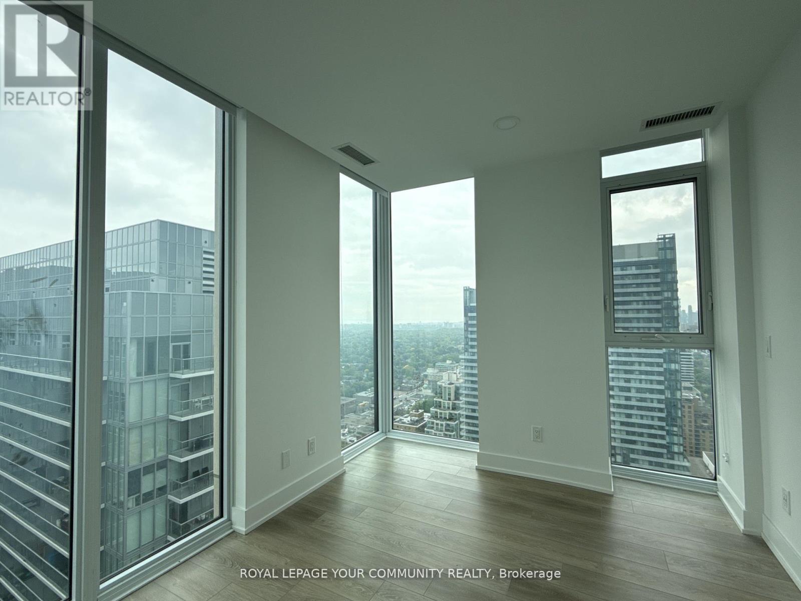 Photo 32 of 3302 200 Redpath Avenue, Toronto ON