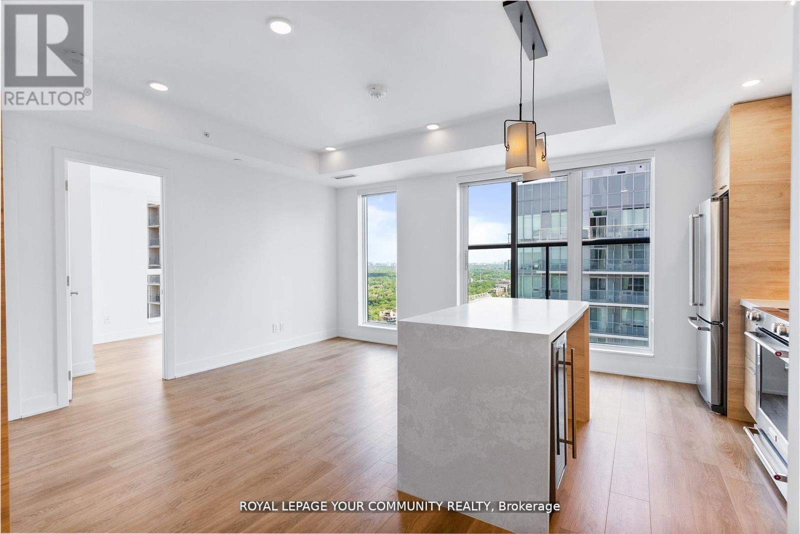 Photo 16 of 1007 200 Redpath Avenue, Toronto ON