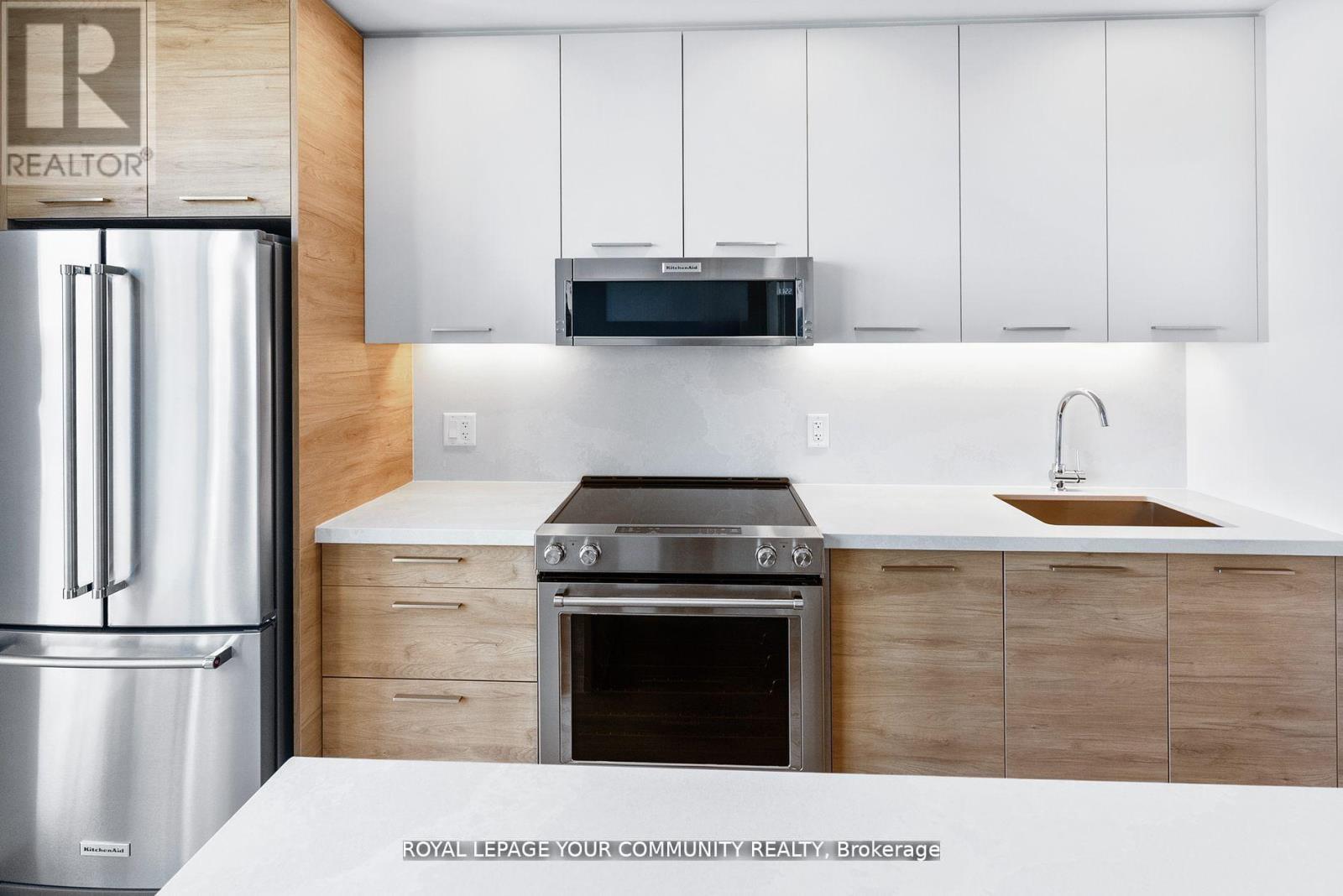 Photo 28 of 1007 200 Redpath Avenue, Toronto ON