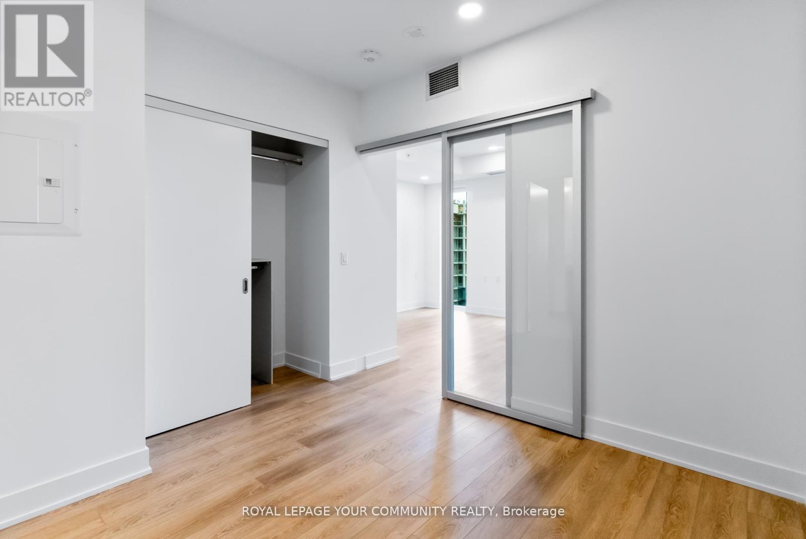 Photo 24 of 3310 200 Redpath Avenue, Toronto ON