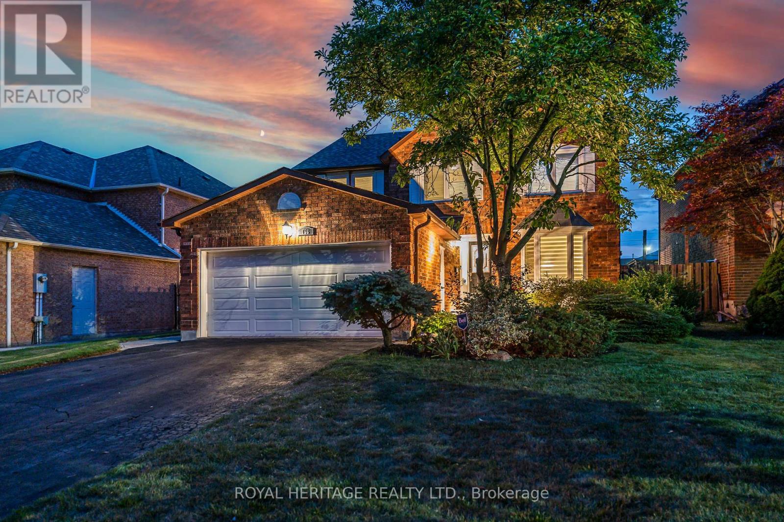 Photo 1 of 756 Stonepath Circle, Pickering ON