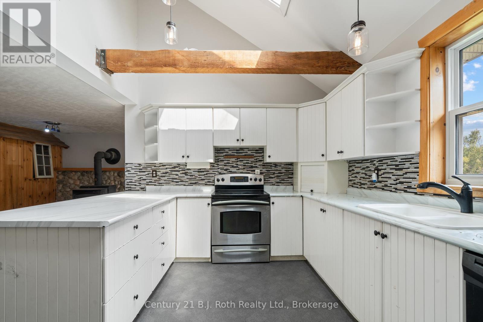 Photo 15 of 2377 Fraserburg Road, Bracebridge ON