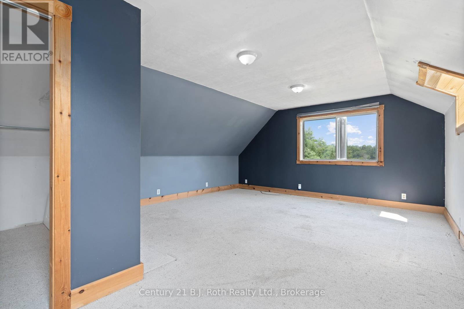 Photo 25 of 2377 Fraserburg Road, Bracebridge ON