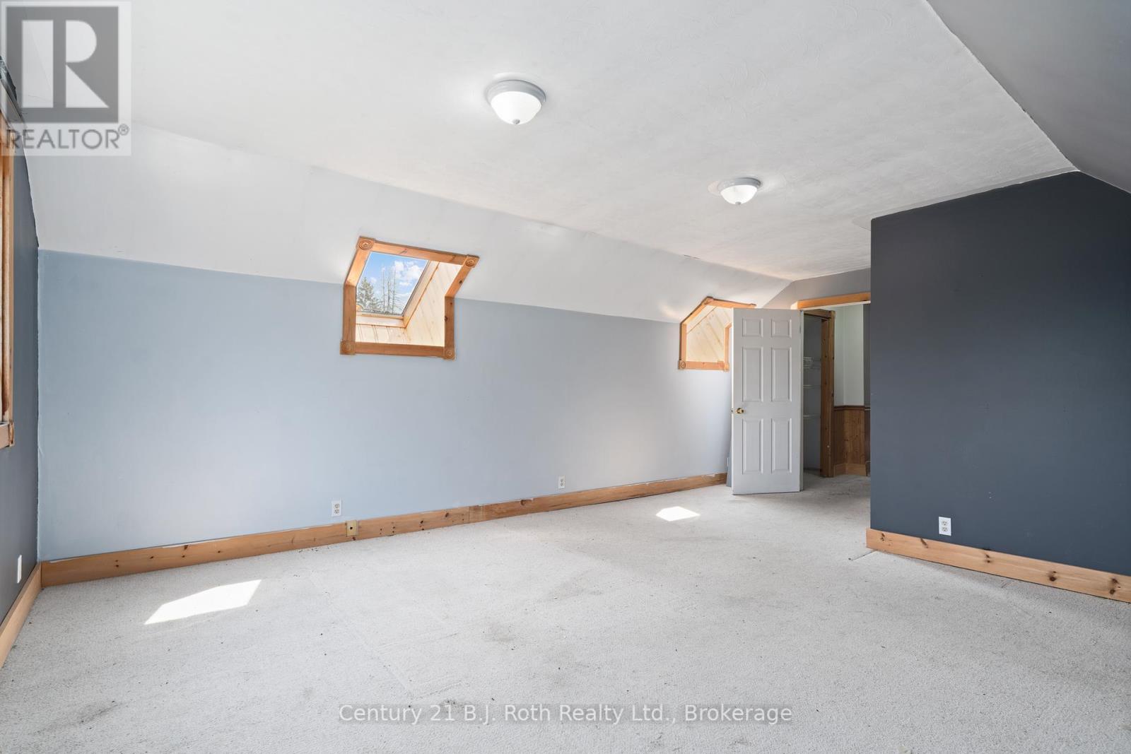 Photo 26 of 2377 Fraserburg Road, Bracebridge ON