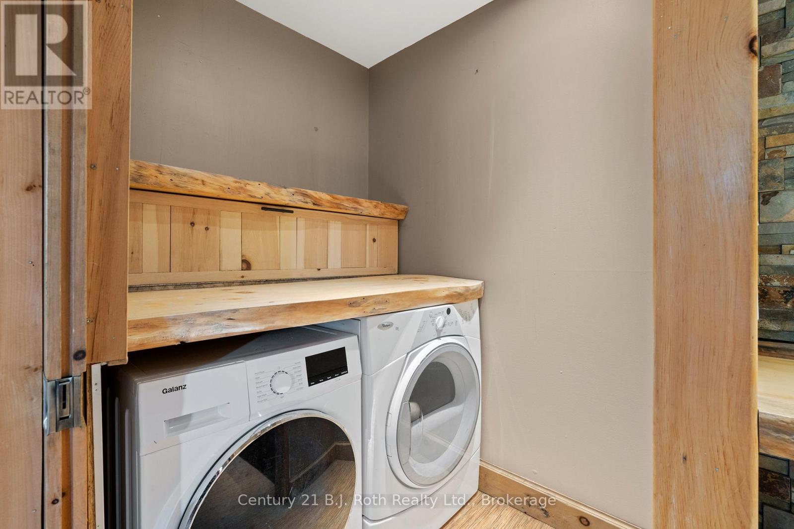 Photo 7 of 2377 Fraserburg Road, Bracebridge ON