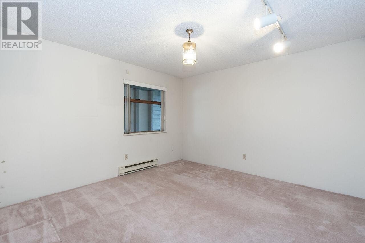 Photo 35 of 202 225 24th Street, West Vancouver BC