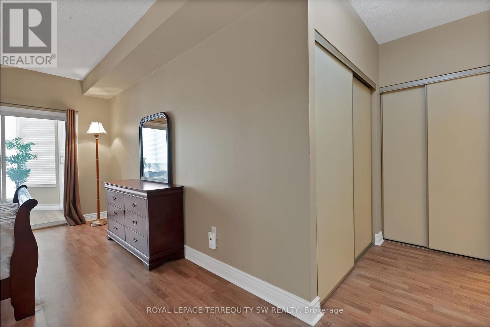 Photo 20 of 113 309 Major Mackenzie Drive E, Richmond Hill ON