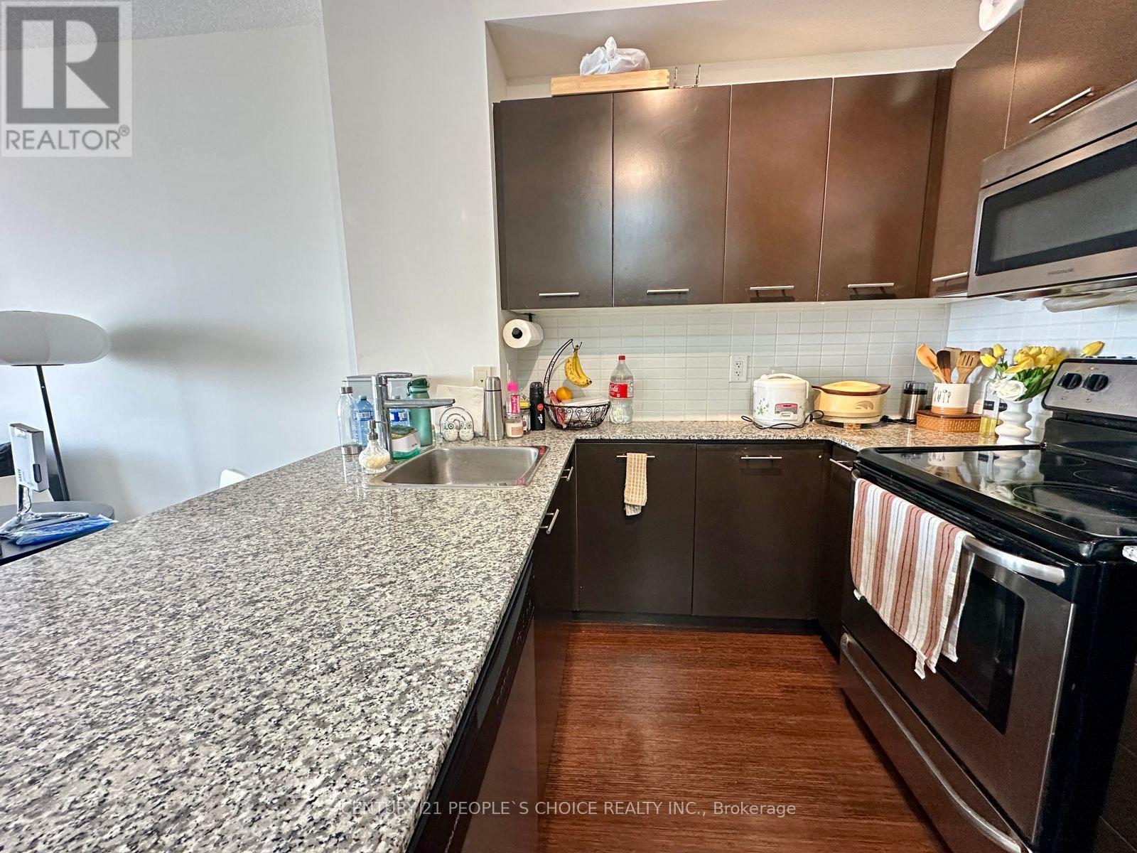 Photo 20 of 1712 360 Square One Drive, Mississauga ON