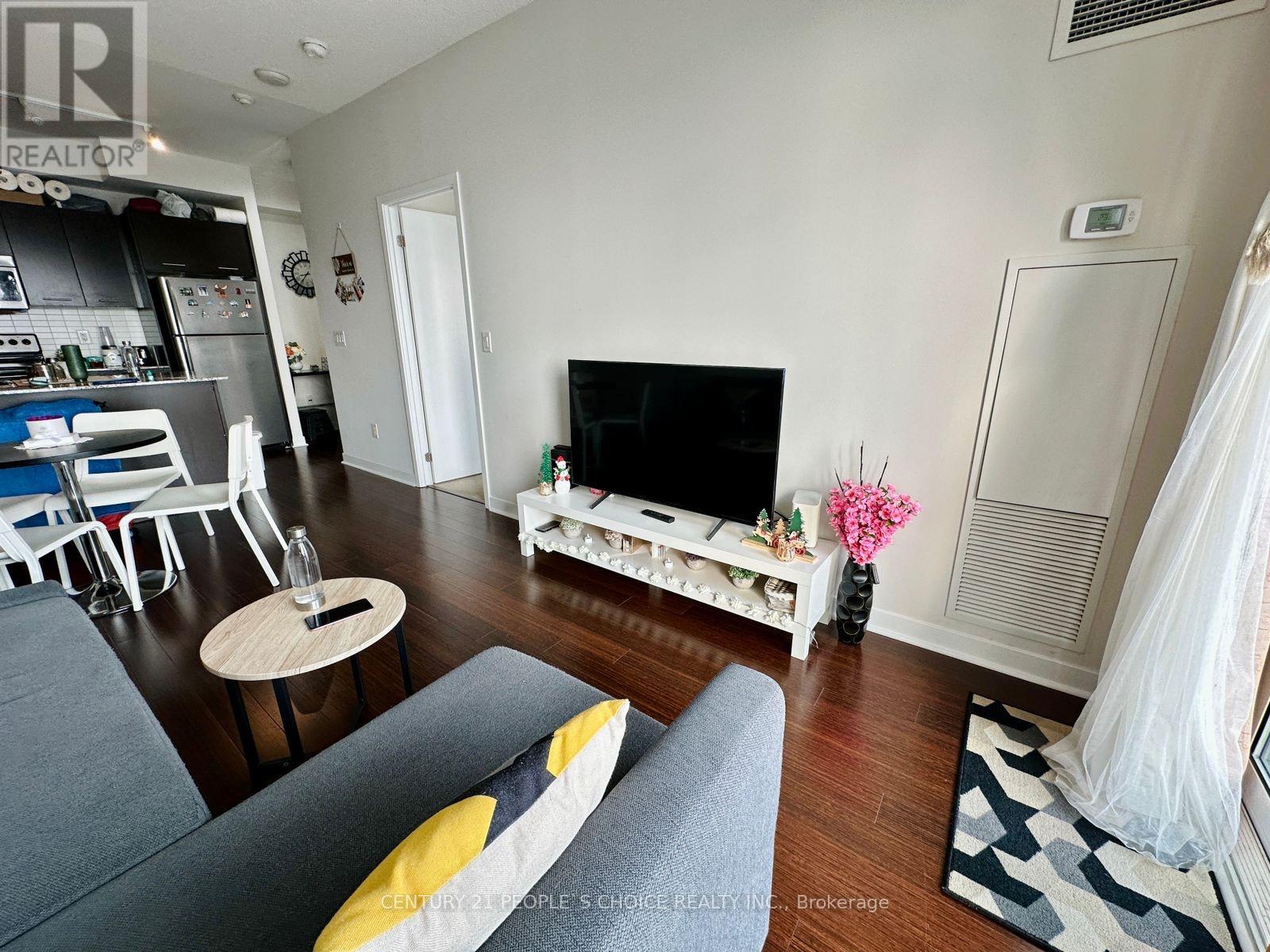 Photo 12 of 1712 360 Square One Drive, Mississauga ON