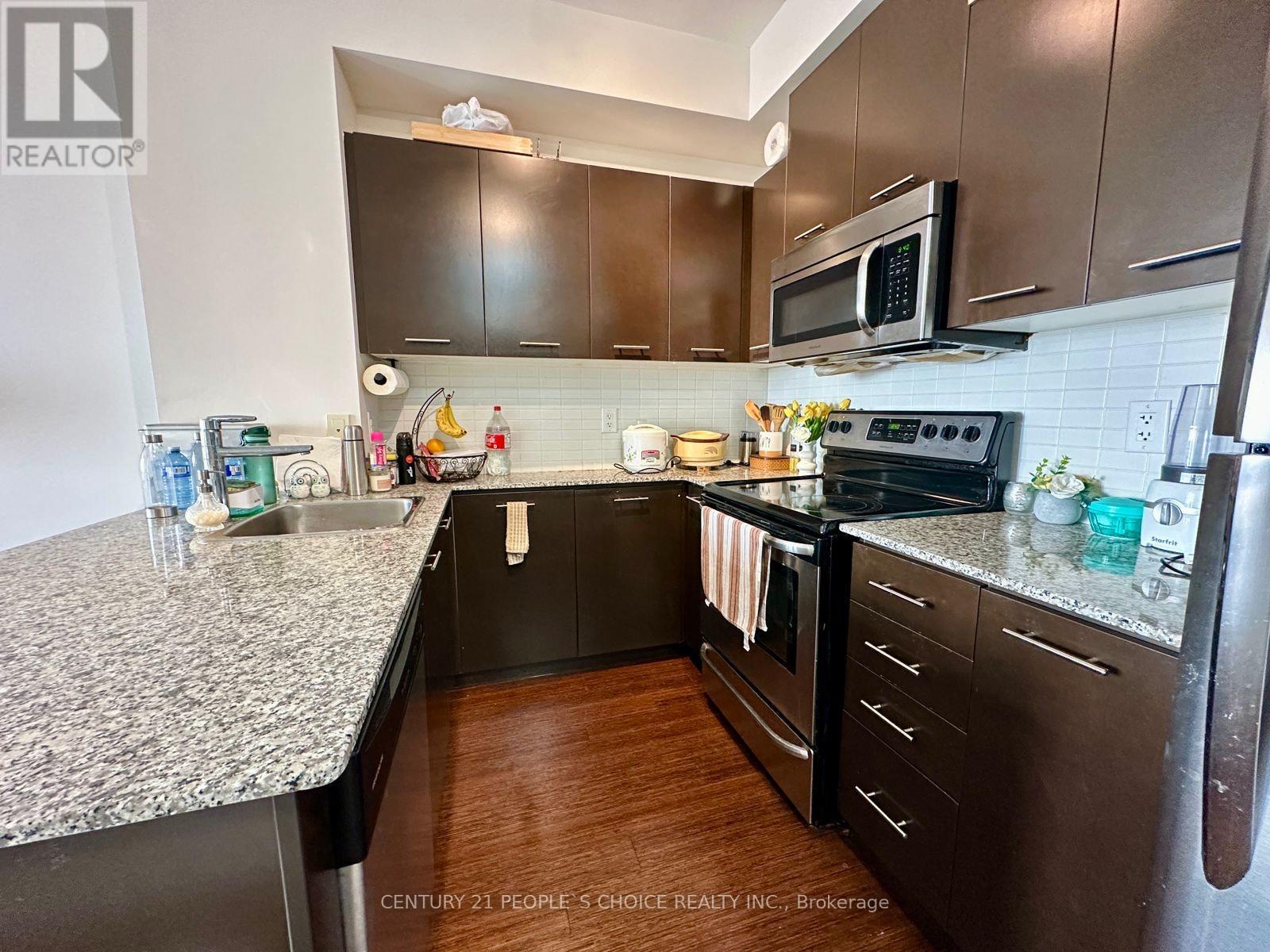 Photo 16 of 1712 360 Square One Drive, Mississauga ON