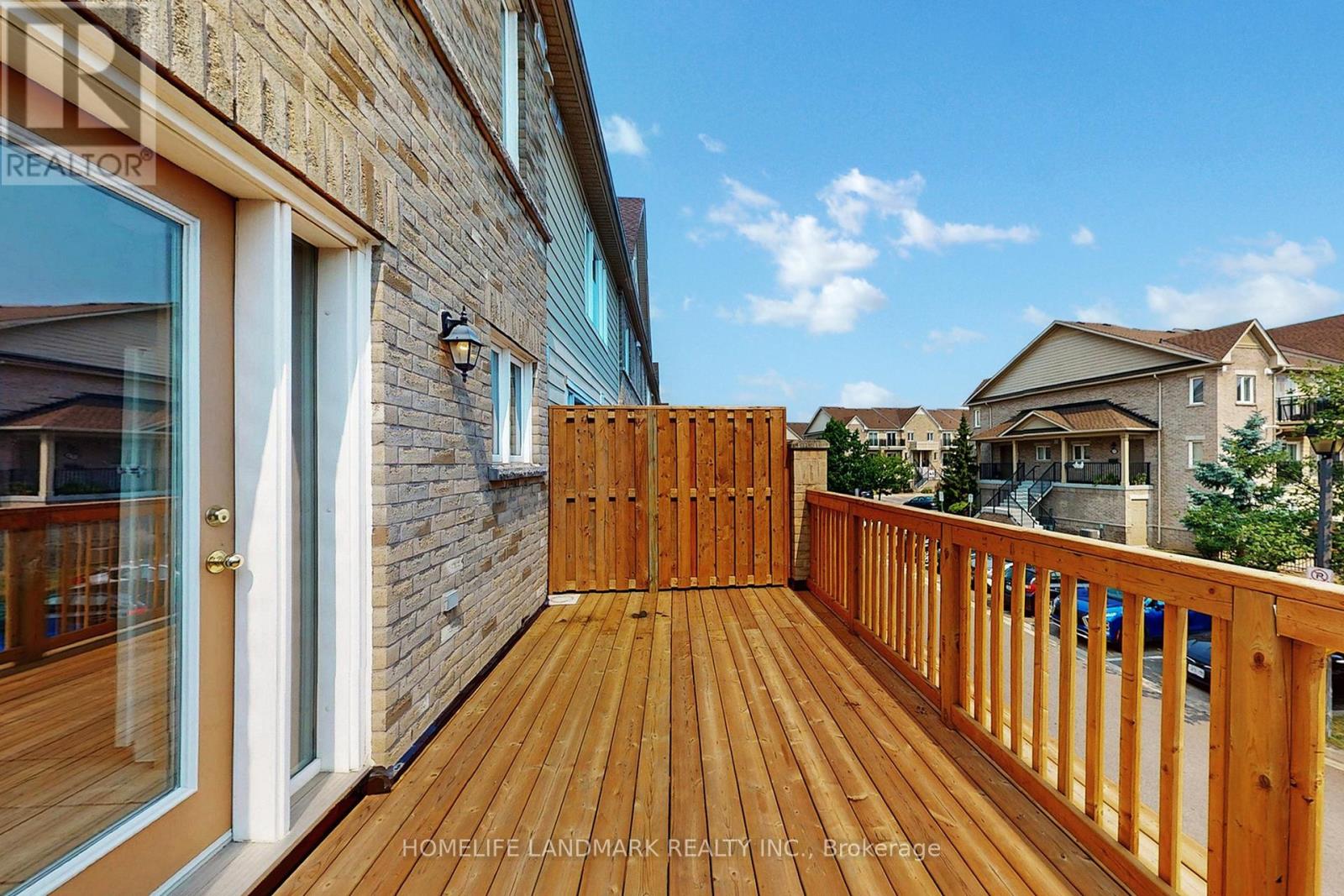 Photo 28 of 31 4965 Southampton Drive, Mississauga ON
