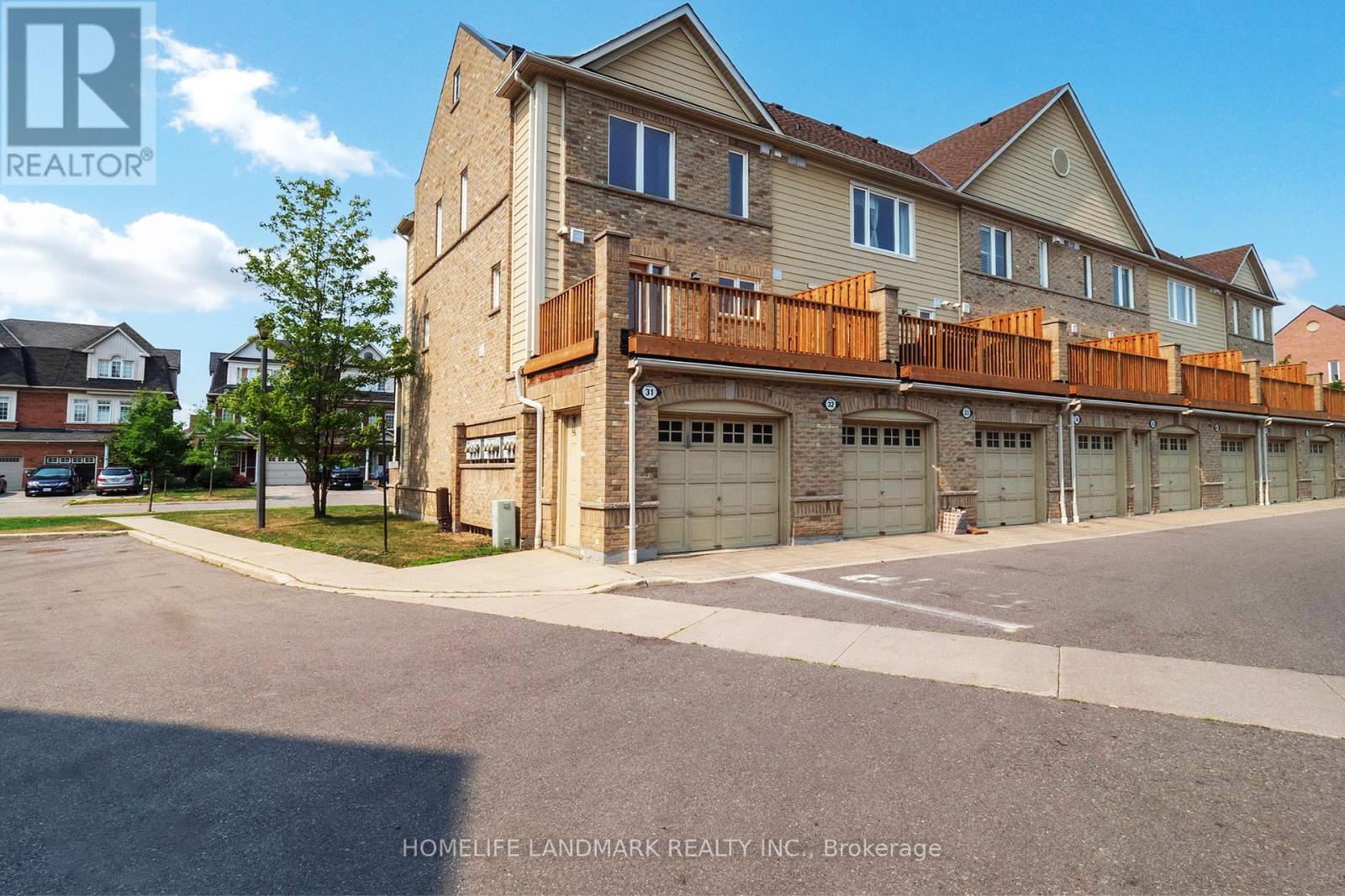 Photo 36 of 31 4965 Southampton Drive, Mississauga ON