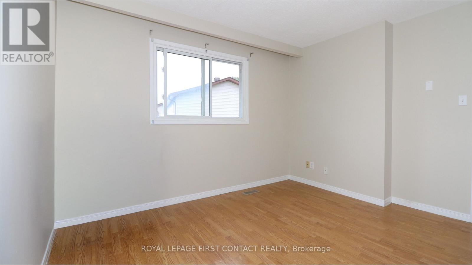 Photo 29 of 76 1095 Mississaga Street W, Orillia ON