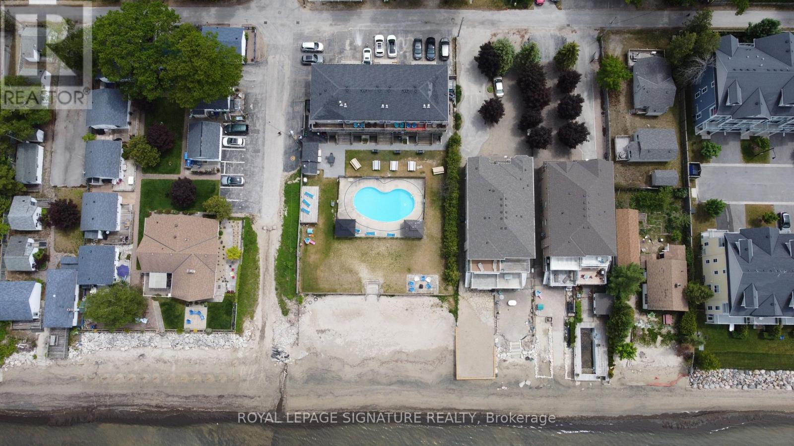 Photo 5 of 1 734 Shore Lane, Wasaga Beach ON