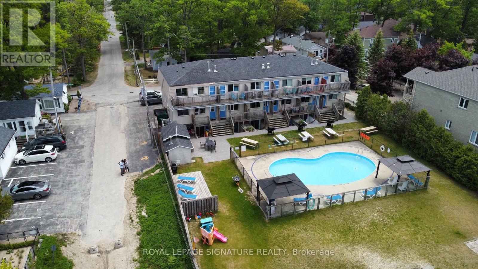 Photo 9 of 1 734 Shore Lane, Wasaga Beach ON