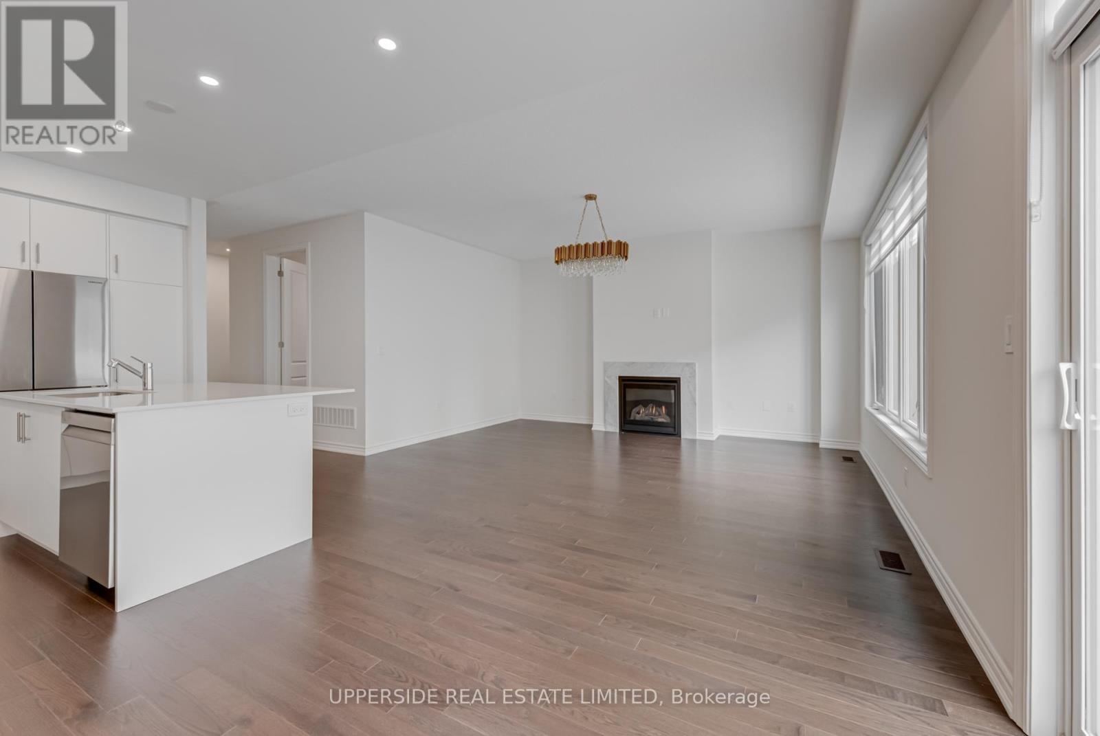Photo 10 of 73 Gemini Drive, Barrie ON