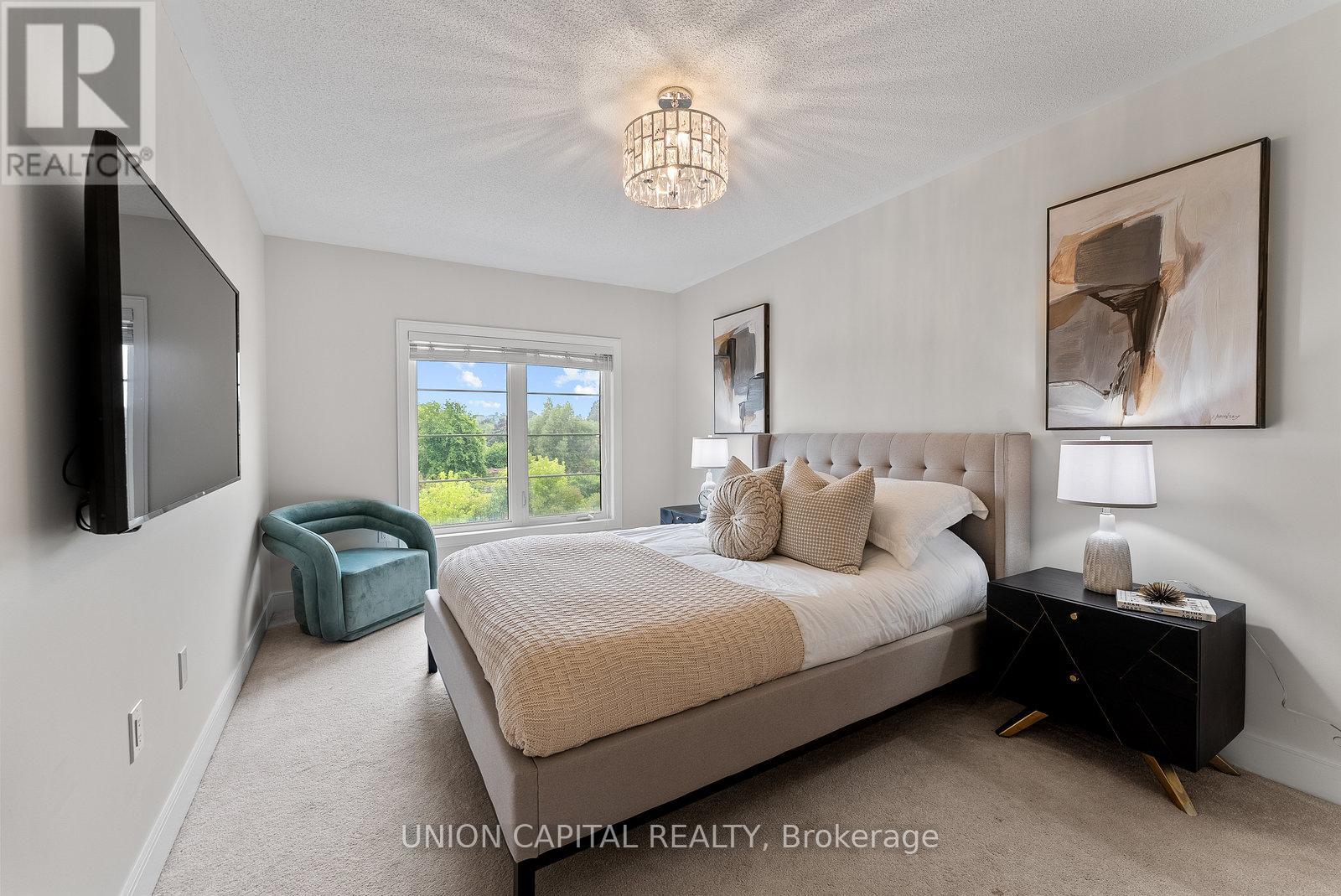 Photo 10 of 1210 Beachcomber Road, Mississauga ON