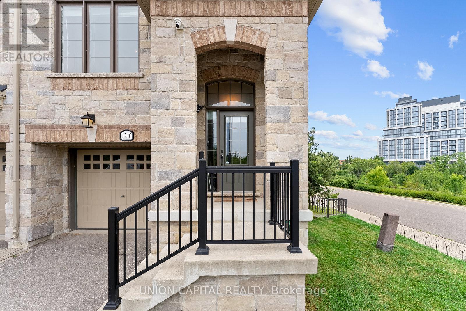 Photo 30 of 1210 Beachcomber Road, Mississauga ON