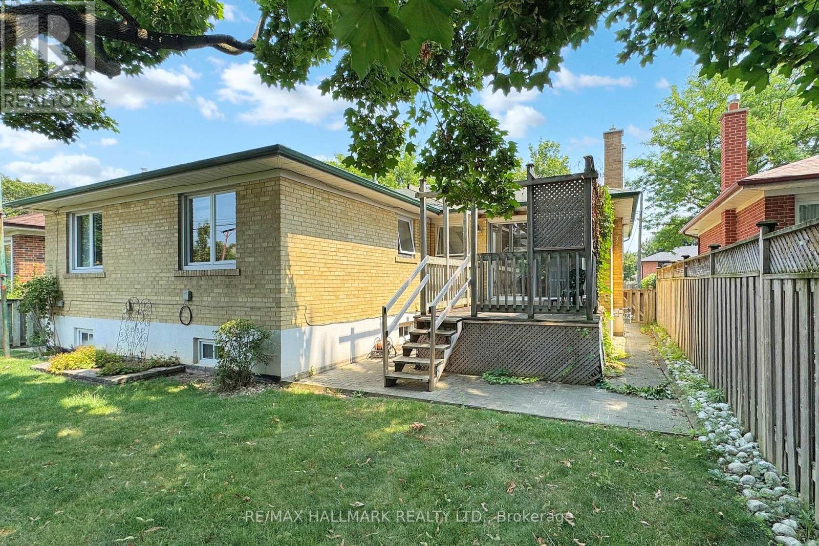 Photo 28 of 69 Breadner Drive, Toronto ON