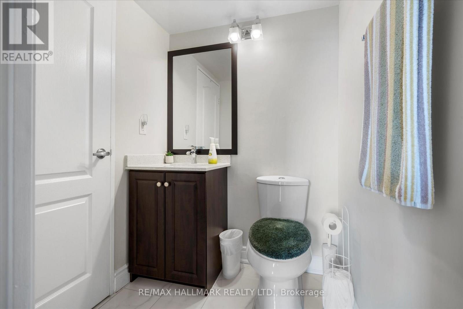 Photo 40 of 410 3 Lisa Street, Brampton ON