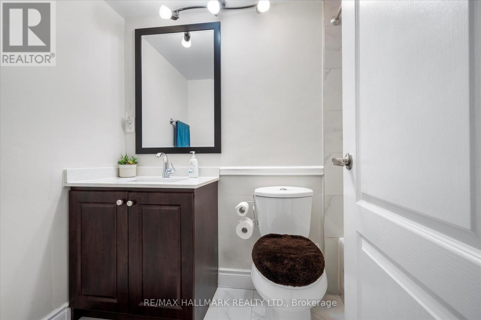 Photo 50 of 410 3 Lisa Street, Brampton ON