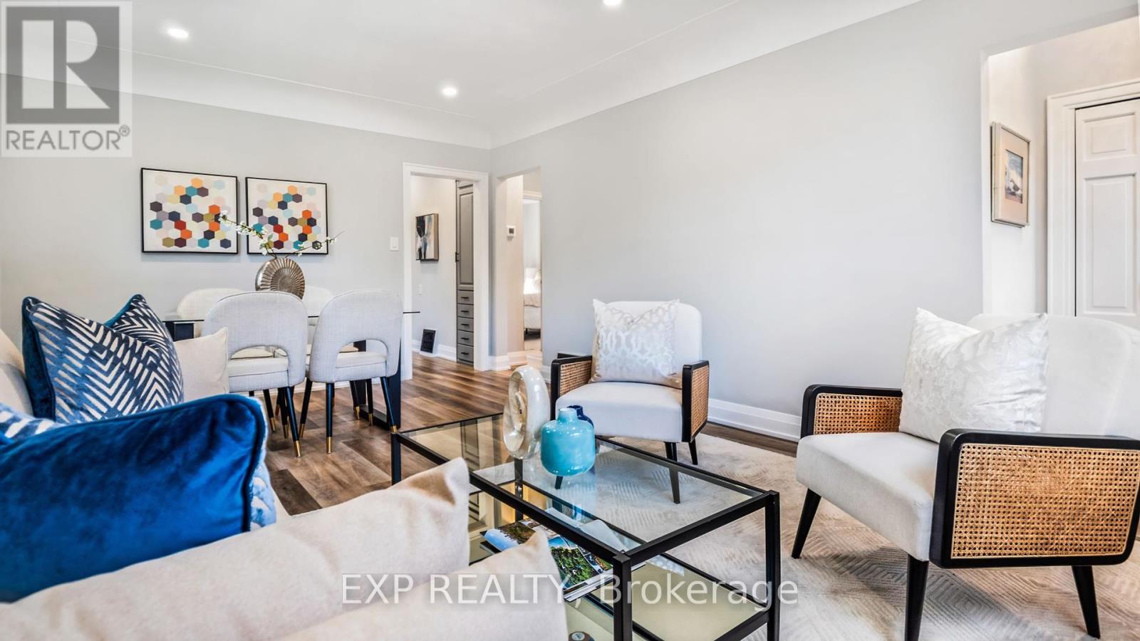 Photo 6 of 1036 Cedarwood Place, Burlington ON