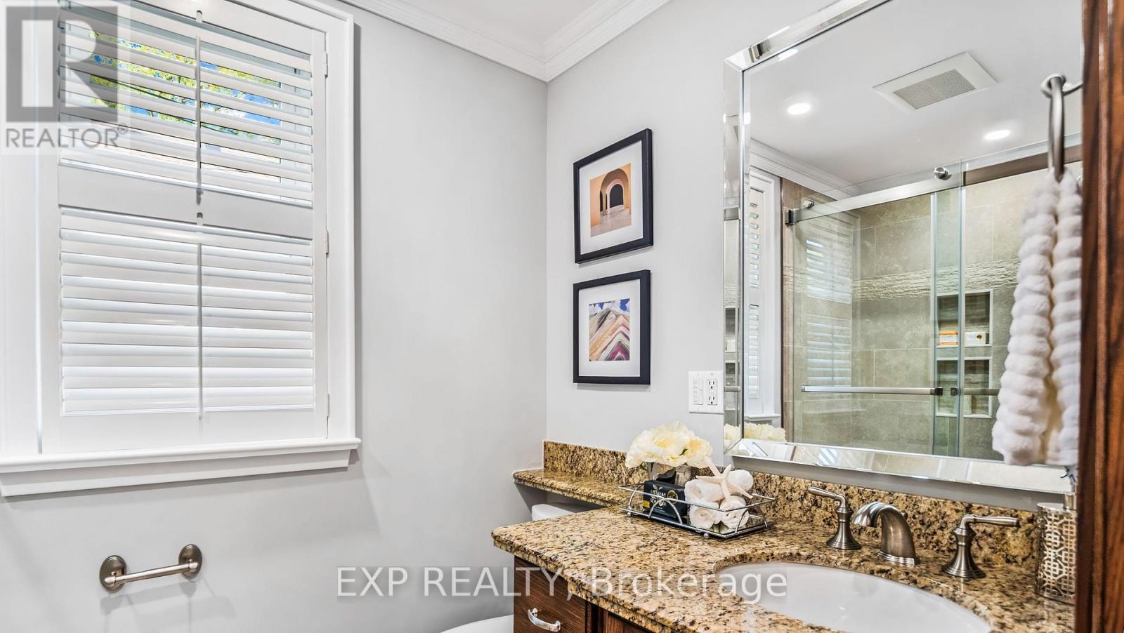 Photo 12 of 1036 Cedarwood Place, Burlington ON