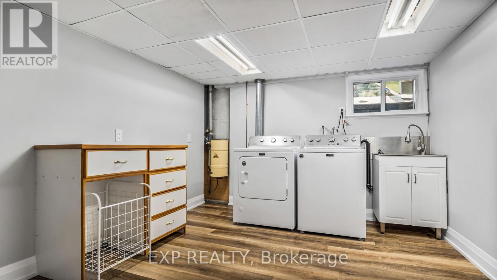 Photo 15 of 1036 Cedarwood Place, Burlington ON