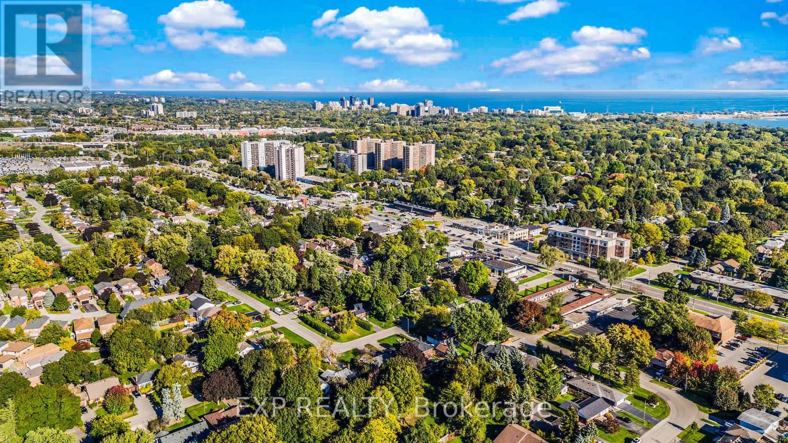Photo 9 of 1036 Cedarwood Place, Burlington ON