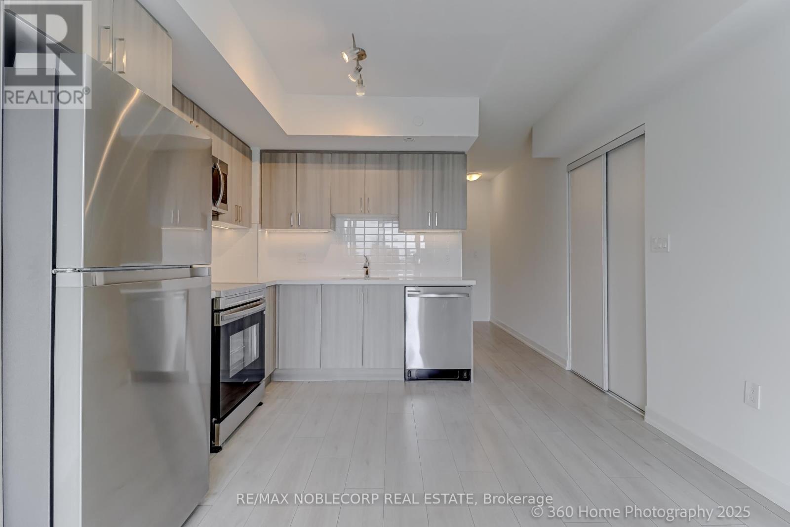 Photo 22 of 508 556 Marlee Avenue, Toronto ON