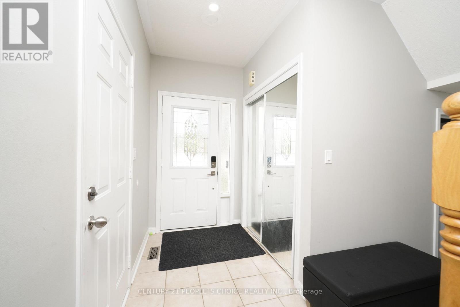 Photo 7 of Upper 657 Thompson Road S, Milton ON