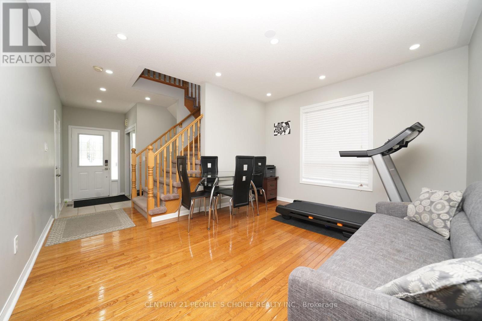 Photo 17 of Upper 657 Thompson Road S, Milton ON